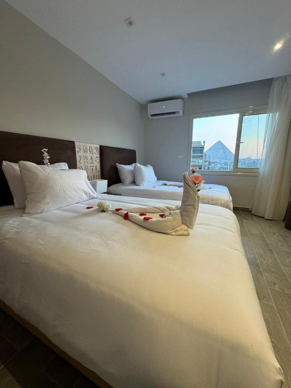Khufu Pyramids View Bed & Breakfast Cairo