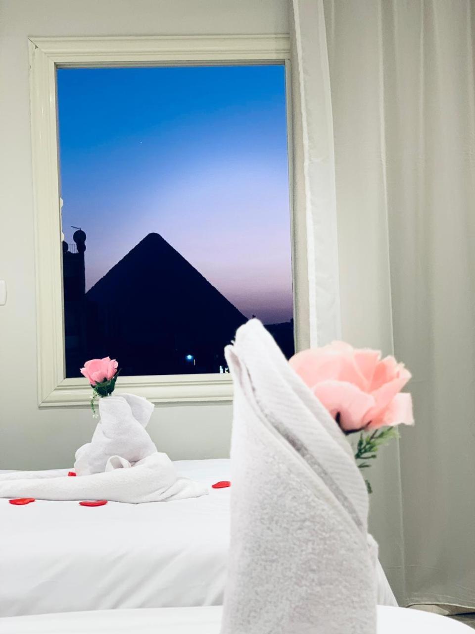Khufu Pyramids View